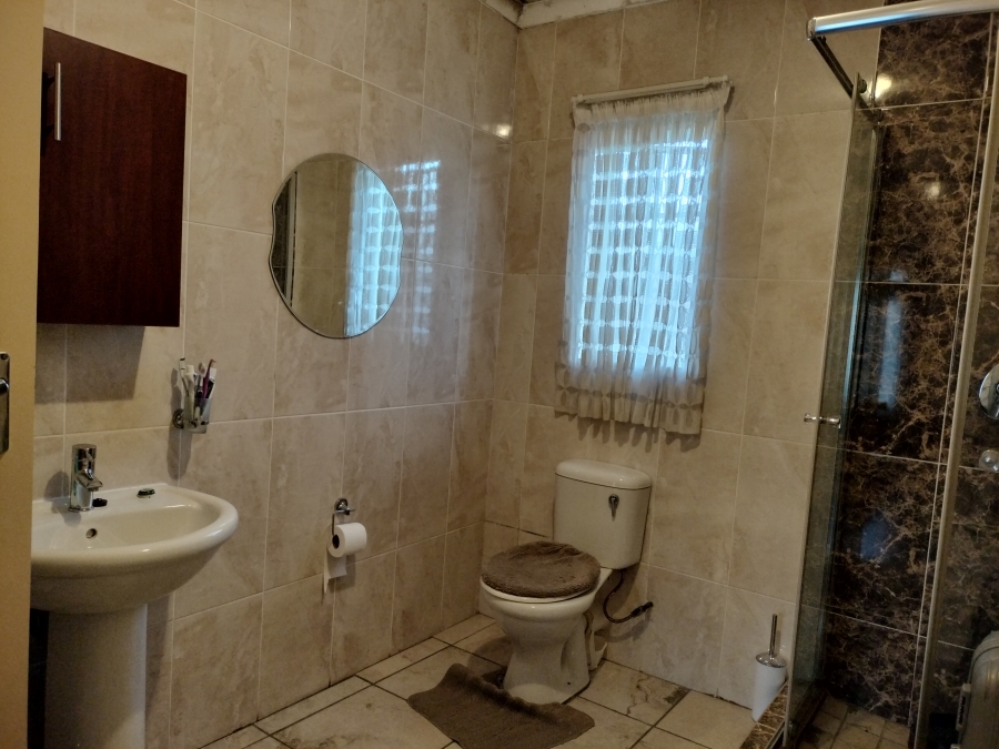 To Let 3 Bedroom Property for Rent in Waterval East North West
